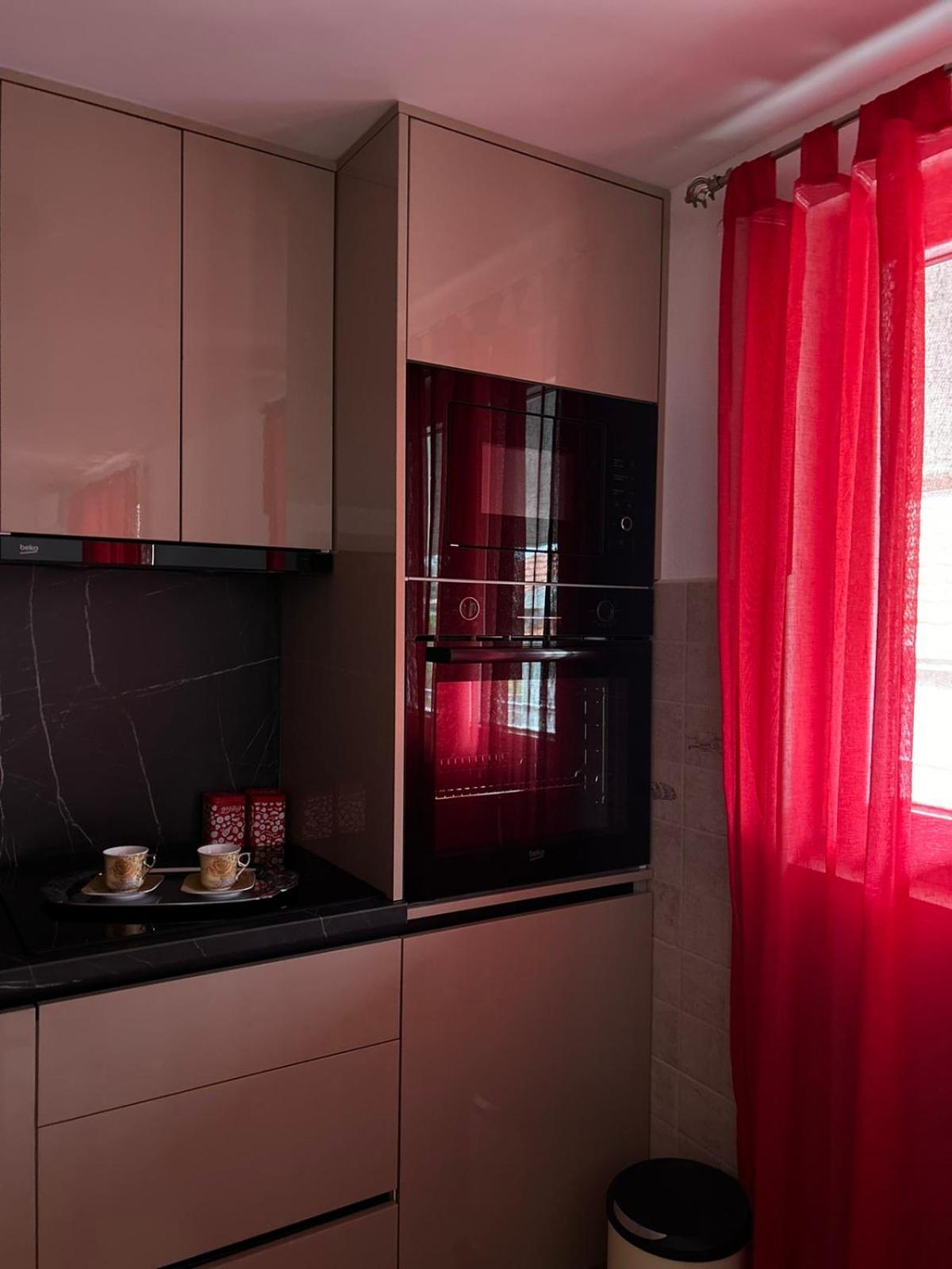 Apartments Marija Tivat Eksteriør billede